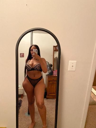 Female escort in Tuscaloosa (Hey Handsome😻 im the skank girl lady of your dreams 😍💦 come let me satisfy your everyneed baby 💯 🥰 & sum fine Chocola...) #3